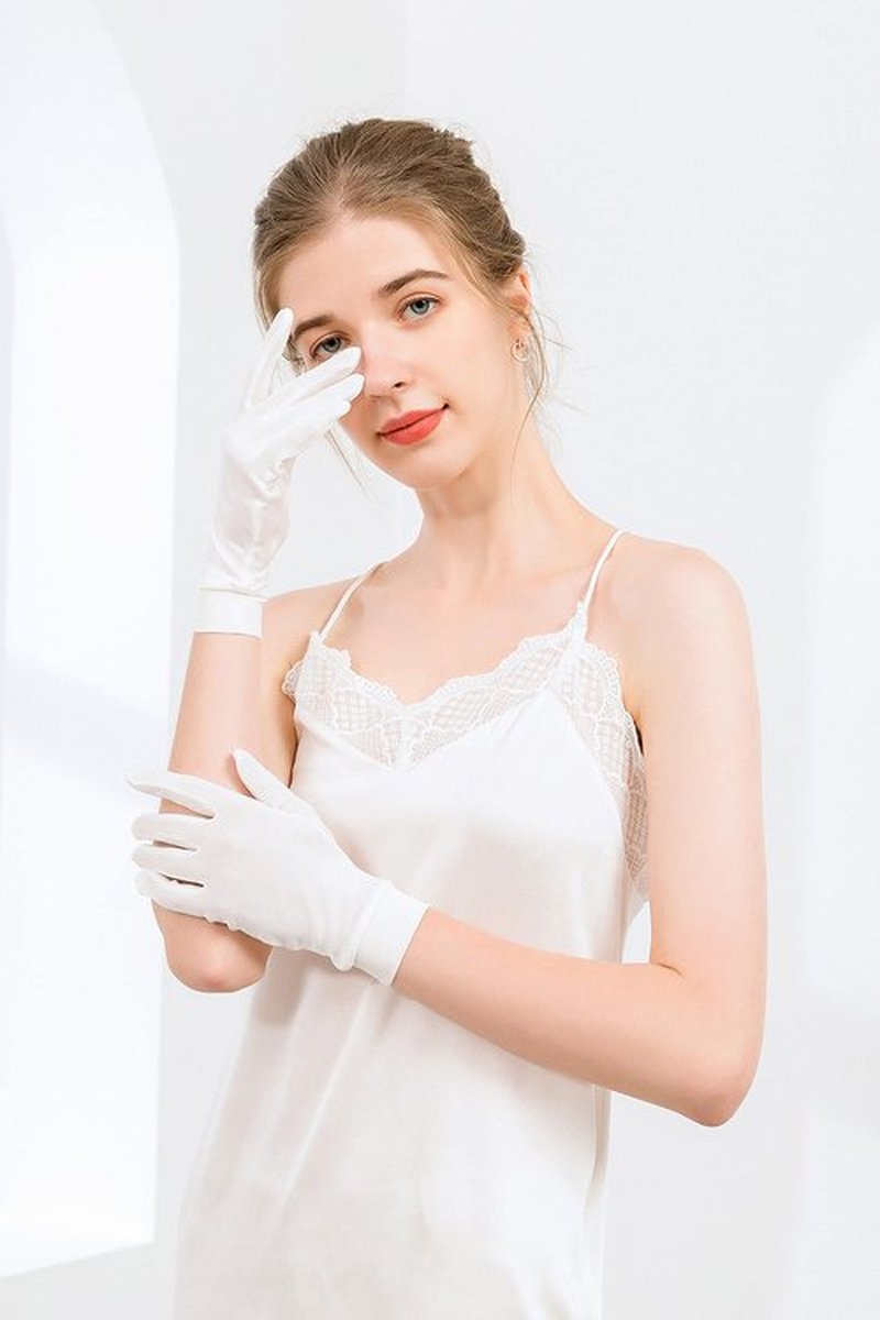 Pure Silk Womens Gloves For Sleeping Moisturizing, Sunscreen UV Protection Silk Gloves For Summer