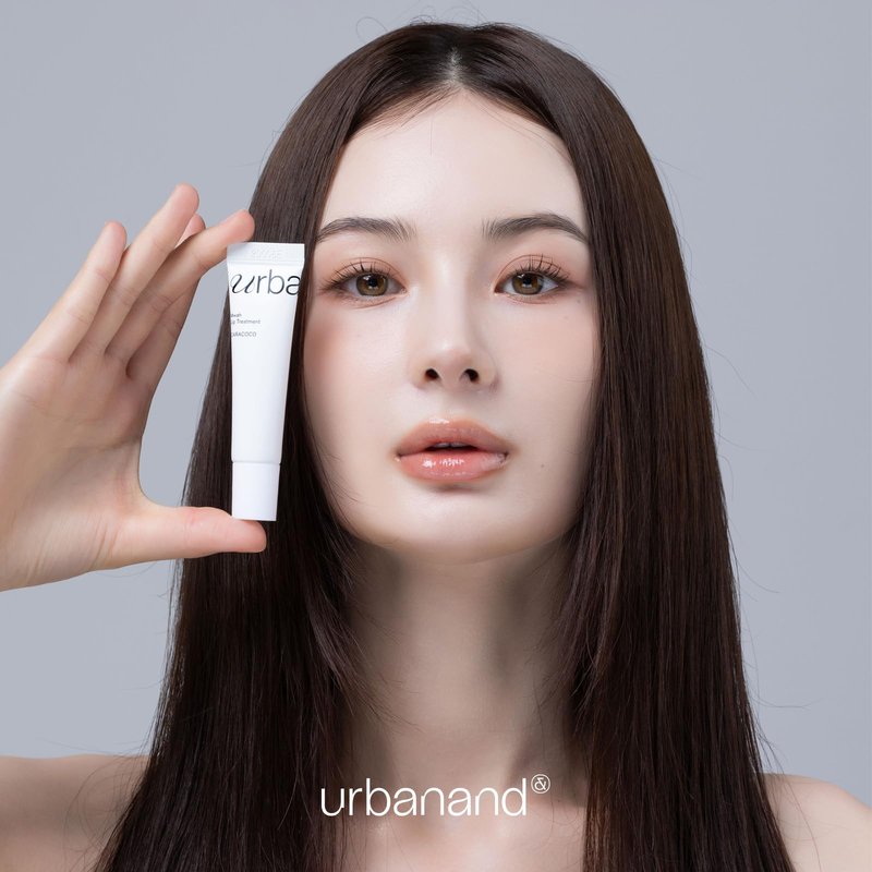 Urbanand Mwah Lip Treatment CARACOCO, Vegan Korean Glossy Lip Balm, Shea Butter, Peptide, Glowy, Lightweight, Moisturize, for Dry, Chapped Lips (13g / 0.45 oz.)