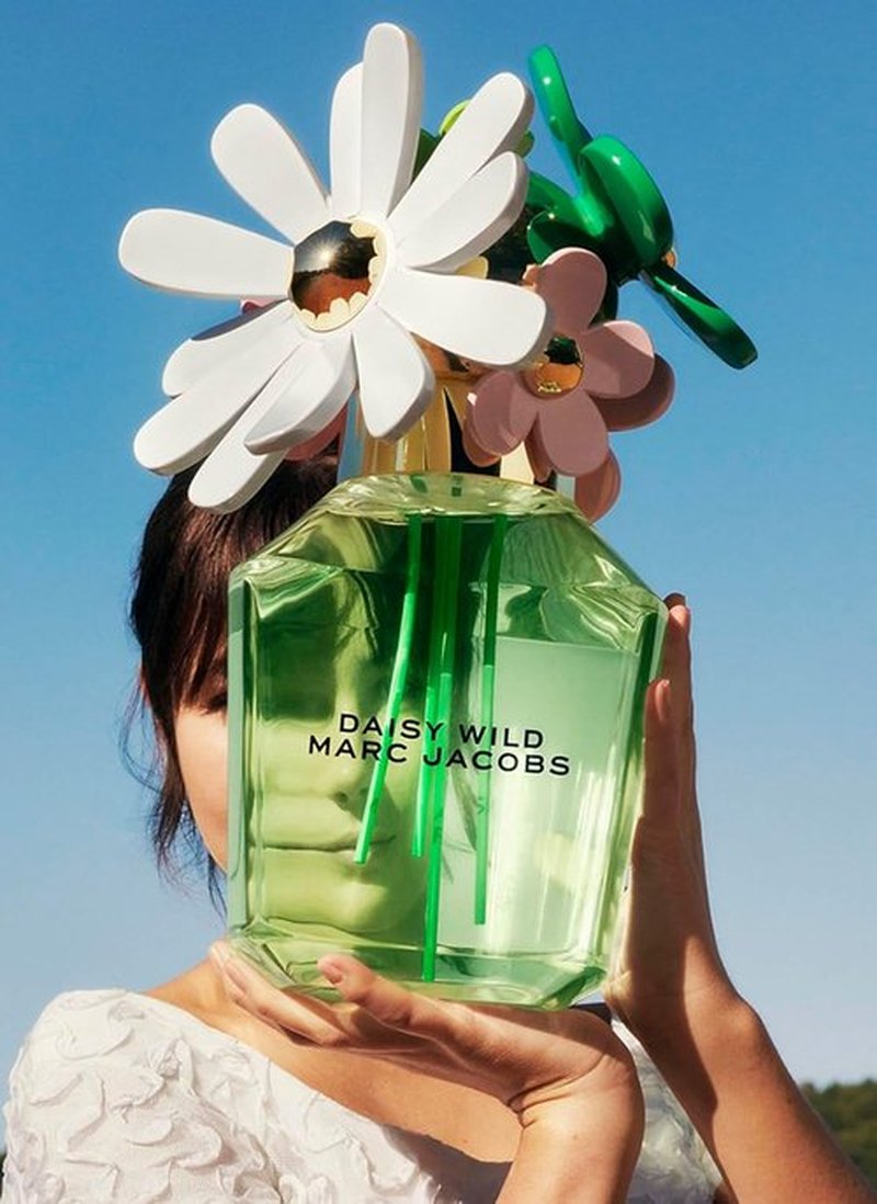 Marc Jacobs Daisy Wild Eau de Parfum - Floral Women's Fragrance with Banana Blossom & Jasmine - 3.4 oz
