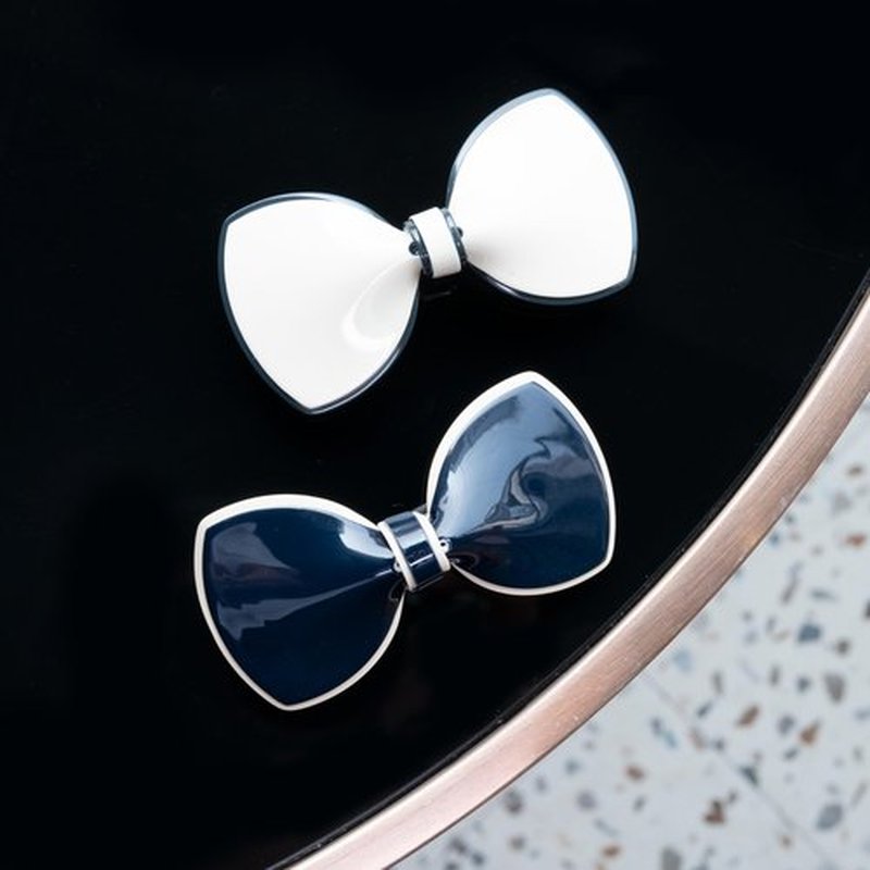 Elegant Hair Clips Resin Hair Barrettes Sparkly Black & White Minimalist Style with Metal Snap Hairpins Glitter for Women (Bow NO.3)