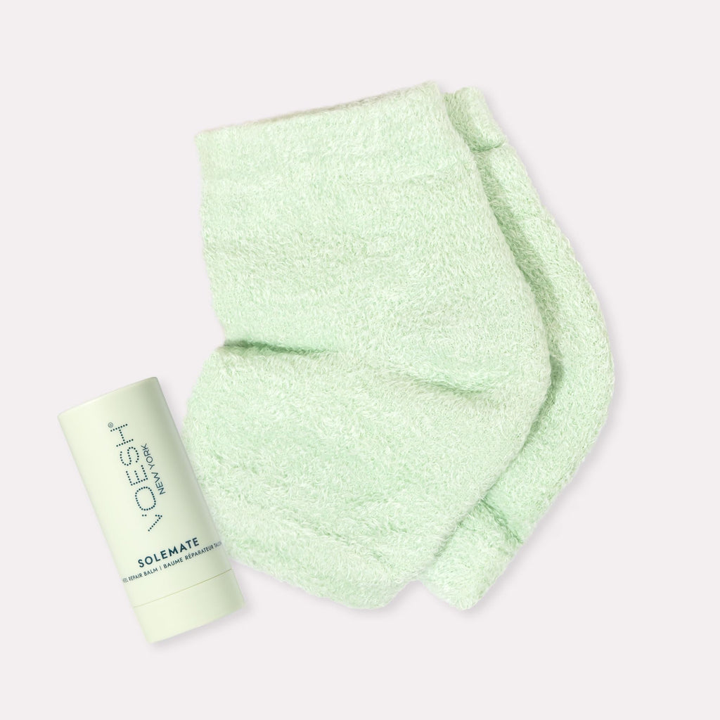 VOESH Heel Repair Duo, Solemate Heel Repair Balm & Moisturizing Heel Socks, Cracked Heel Stick Balm, Foot Care for Men & Women, at-Home Foot Care, Fuzzy Heel Socks, Toeless Spa Socks