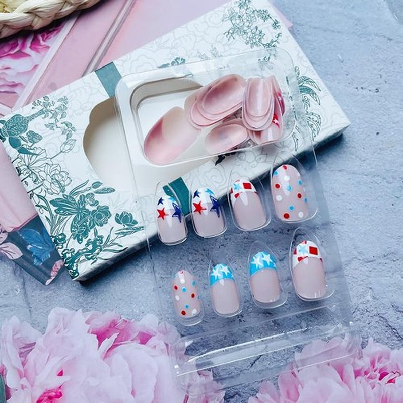 24Pcs 4th of July Press on Nails Short Round Independence Day Fake Nails with Designs French Tips Almond Glue on Nails Colorful Dots Star Patriotic False Nails Glossy Stick on Nails for Women Girls