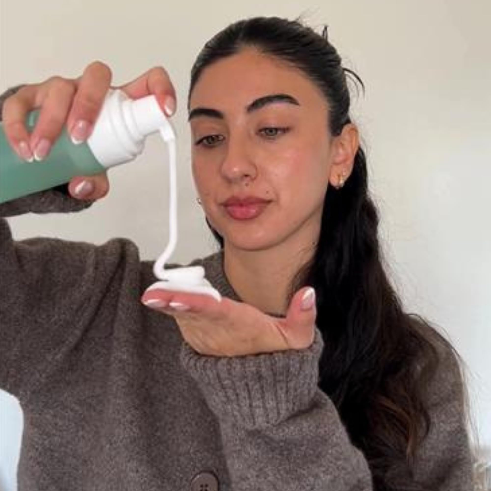 BOTANITY Makiol Foaming Cleanser | Low pH Cleanser with LHAs | Gentle & Refreshing | Sebum Control | Pore Refining | All Skin Type | Cruelty-Free | 5.07 fl oz