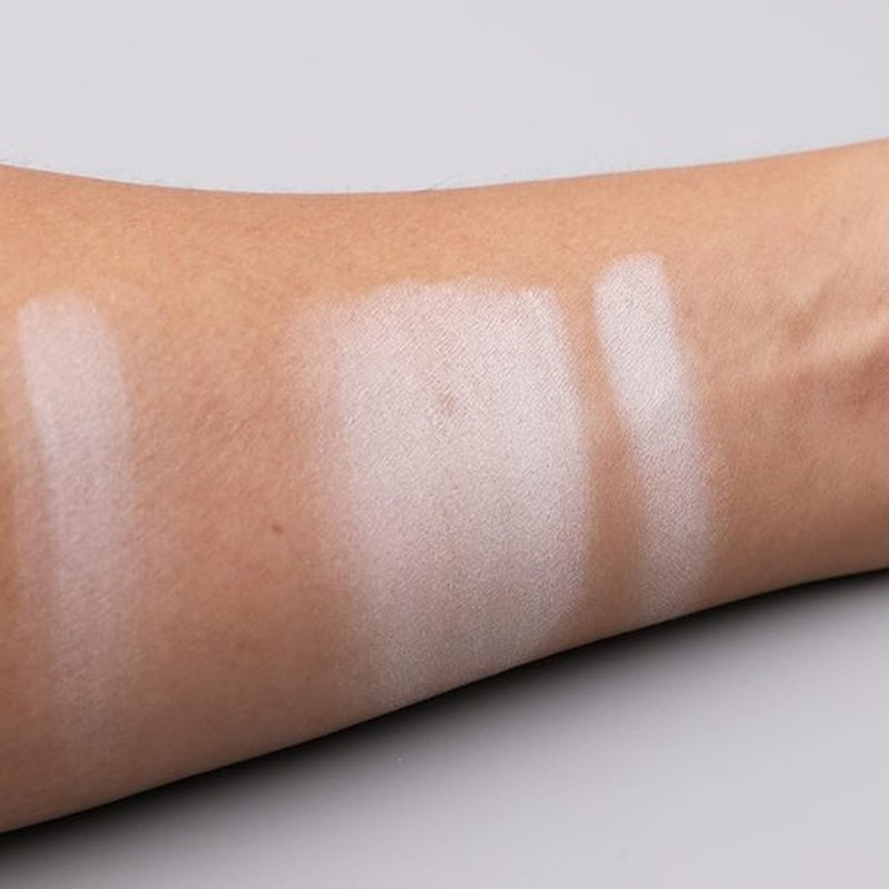 IS'MINE White Matte Eyeshadow Palette - High Pigment, Longwear Formula for Intense Color