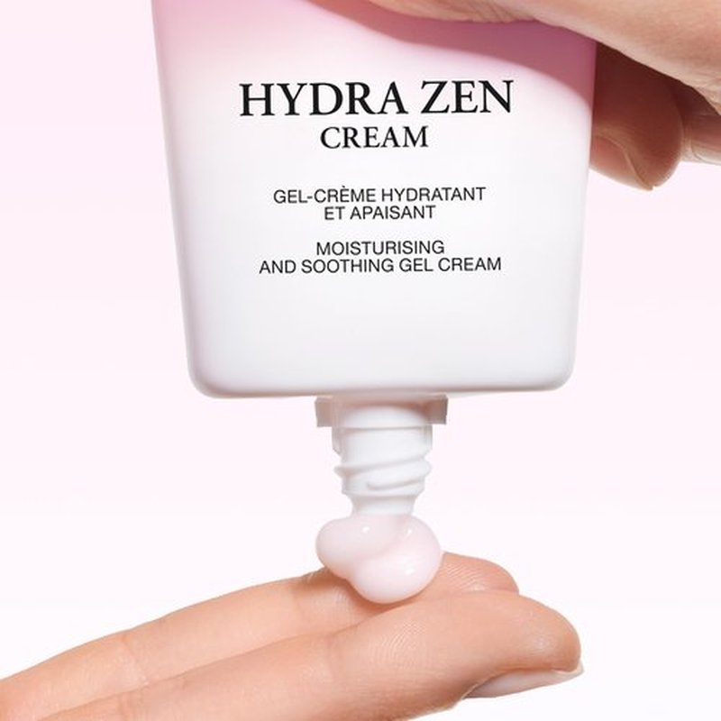 Lancôme Hydra Zen Moisturizer - Hydrating & Soothing Face Cream with Hyaluronic Acid - 1 Fl Oz