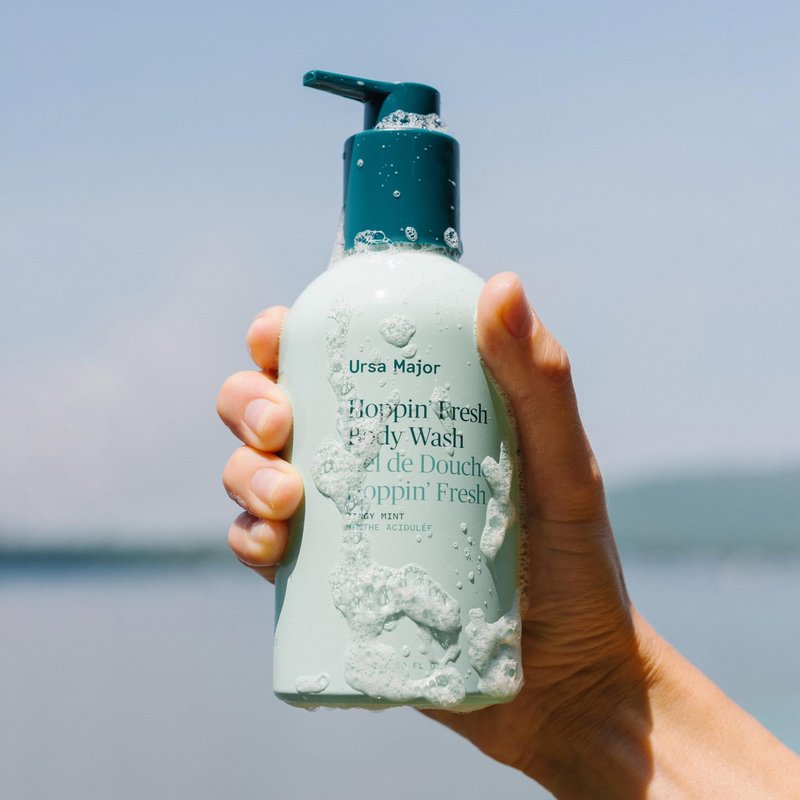 Ursa Major Hoppin’ Fresh Body Wash | Natural Body Wash to Cleanse, Soothe & Hydrate Skin | Sulfate-free, Clean Ingredients, Cruelty Free & Non-Toxic| For Men and Women | 10 oz