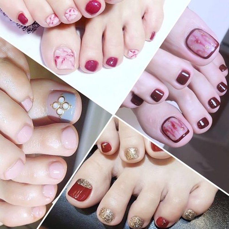 JERCLITY 440 Pieces 20 Sheets Red Solid Color Toe Nail Polish Strips Toenail Full Wraps with Nail File Self-Adhesive Red Full Nail Stickers Nail Art Decals for Women Girls Kids Nail Art
