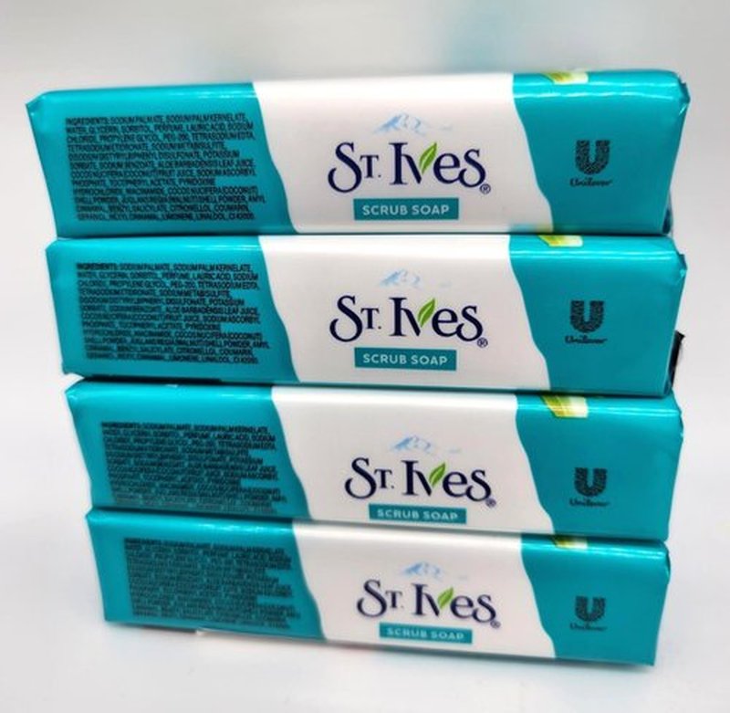 St. Ives' Scrub Bar Soap with Coconut Water, Aloe, and Walnut (4 Packs)