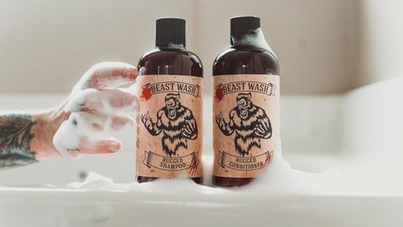 Johnny Slicks Shampoo - Hydrating & Volumizing Formula with Organic Oils - 8 oz