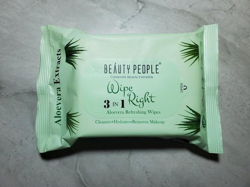 Beauty People Aloe Vera Refreshing Wipes - 3 in 1 Cleansing & Hydrating Makeup Remover