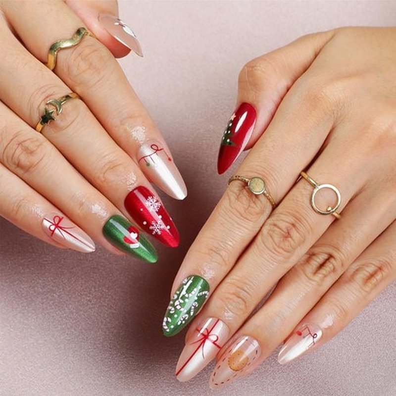 Christmas Press on Nails - Medium Almond Red French Tip Fake Nails with Snowflakes Christmas Tree Design Glitter Glue on Nail Xmas Full Cover Cat Eye False Nails Artificial Acrylic Nails 12 Size 24Pcs