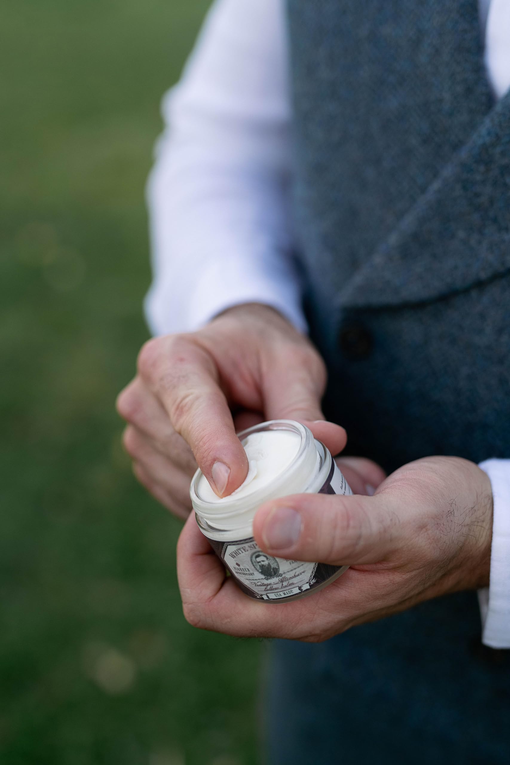 White Sparrow Farmacy Men’s Tallow Balm – Vintage Aftershave Scent – Natural Moisturizer for Sensitive Skin, Razor Burn & Dryness – Grass Fed Beef Tallow Face & Beard Balm – Made in USA