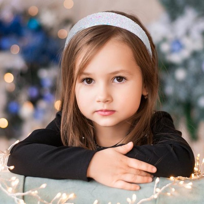 COMNICO 2 PCS Glitter Headbands for Girls, Cute Sparkly Wide Thick Head Bands Bling Non Slip Hairband Rainbow Sequin Little Girl Hair Accessories for Children Kids Women(White+Gold)