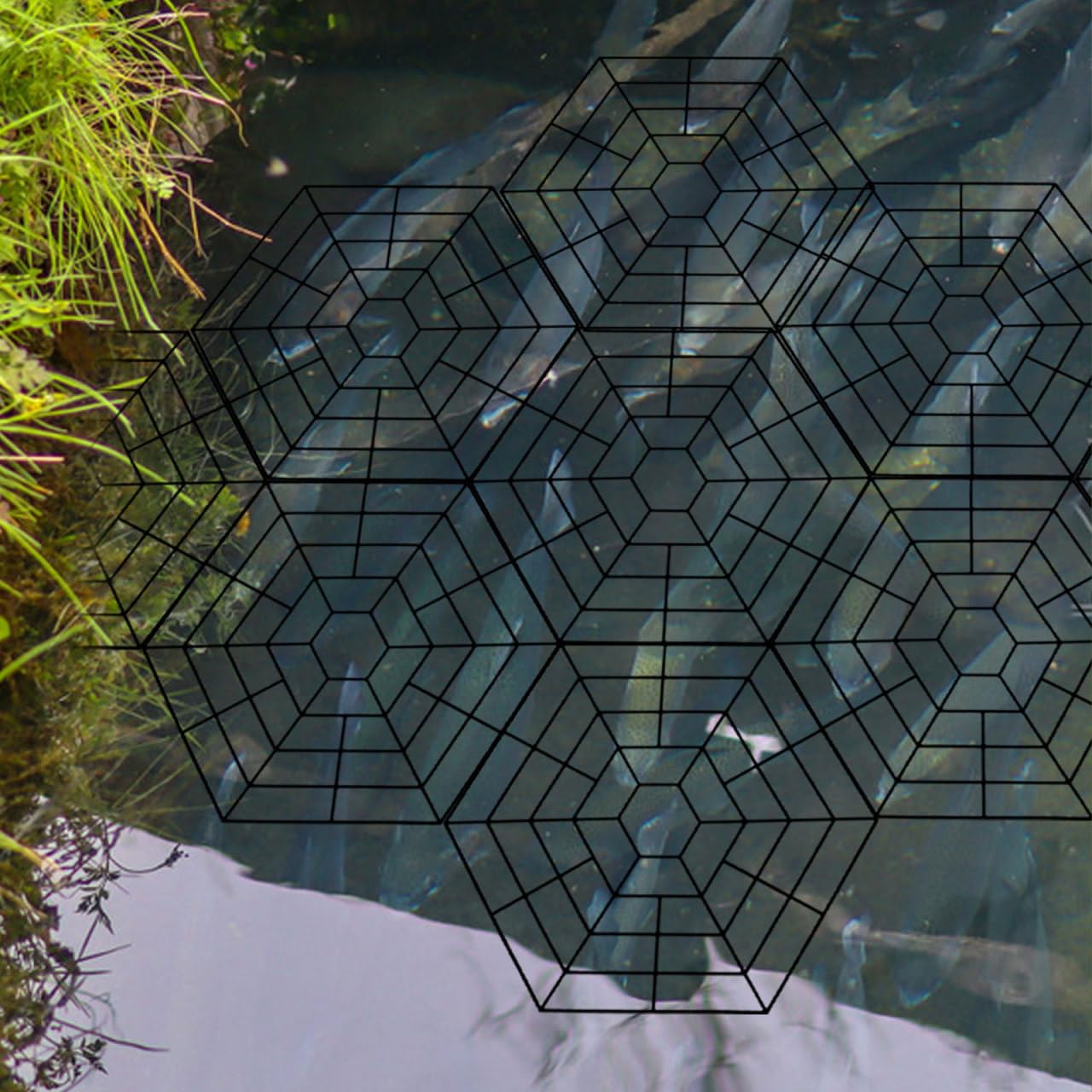 Housoutil Pond Netting Floating Guard, 30PCS Plastics Guard Net Protect Fish Koi, Splicing Web Hexagonal Accessories for Pond Fish Floating, Mesh Cover Resist Racoons Cats Crows Seabird