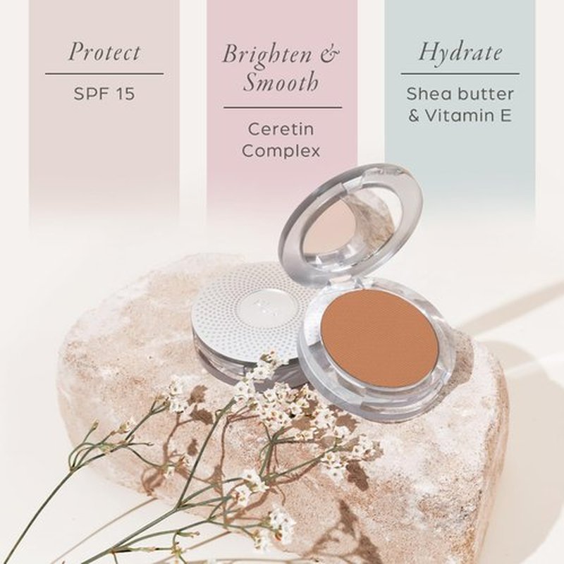 PÜR MINERALS 4-in-1 Pressed Mineral Makeup Powder Foundation with SPF 15 | Buildable Coverage Compact
