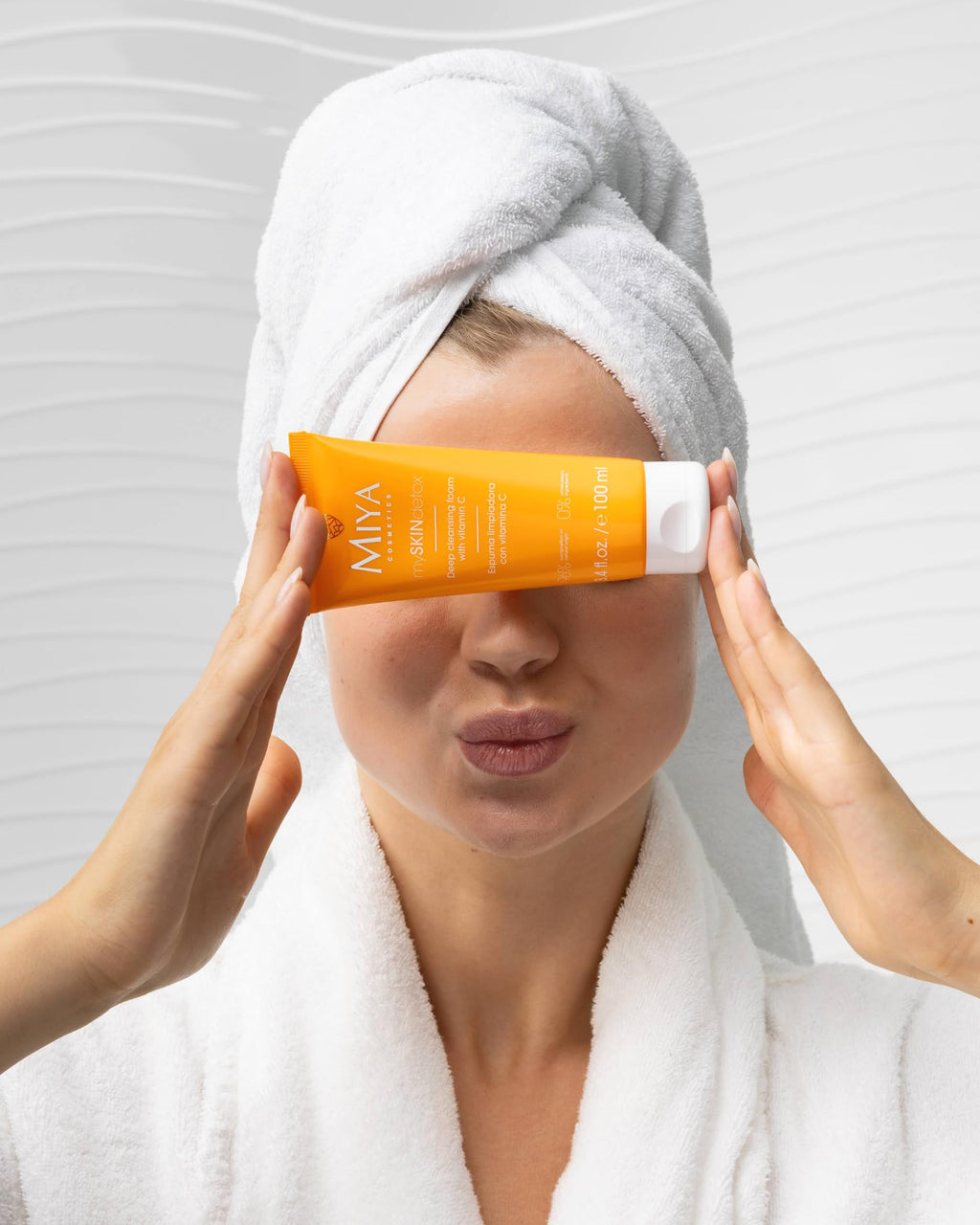 MIYA Cosmetics Vitamin C Foaming Face Wash Gentle Brightening Cleanser for Sensitive Skin, Pore-Minimizing & Refreshing Daily Formula mySKINdetox 3.4 oz