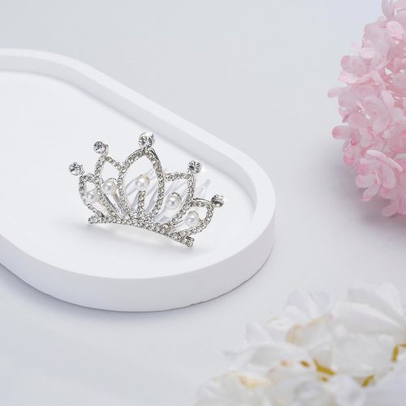 JINYEAH Mini Crowns Pearl Tiaras Mini Tiara Headband Rhinestone Princess Hair Accessories Tiny Crown Hair Clip Small Tiara Crown Headband for Women Birthday Party Halloween Wedding Doll Decor 3pcs