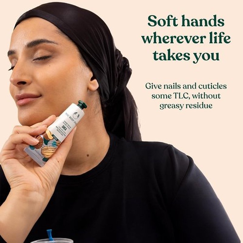 The Body Shop Nourish & Flourish Shea Body Care Gift Set - Vegan 5-Piece Collection