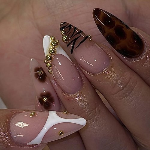 SEENEEY Almond Press on Nails Medium Fake Nails Brown Artificial Nail Gold Charm and Leopard Designs Stick on Nail for Women 24pcs