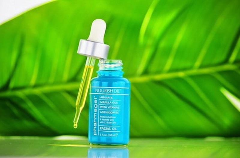 Pharmagel Nourish Facial Oil - Anti-Aging Oil with 12 Exotic Oils for Dry Skin Relief | 1.0 fl. oz.