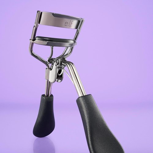 e.l.f. Pro Eyelash Curler - Strong Contoured Design for Eye-Opening Volume | Includes Extra Rubber Pad, Silver