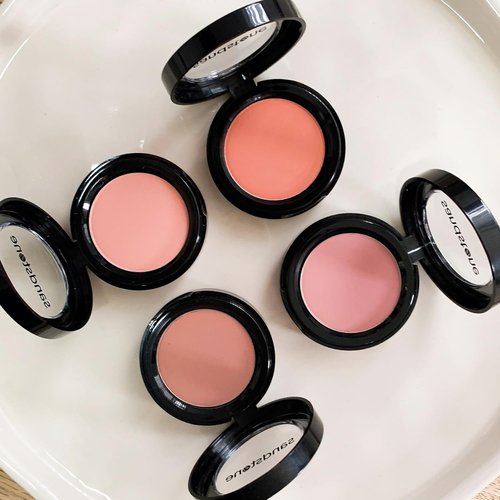 Sandstone Scandinavia Hypoallergenic Pressed Powder Blush - Smooth, Blendable & Lightweight - Vegan Peachy Pink