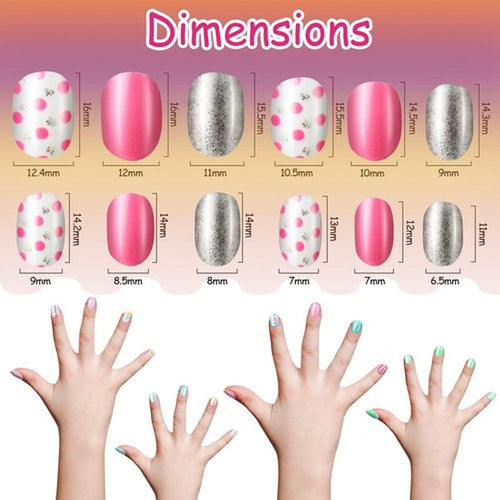 120 Pieces Kids Press on Nails Children Fake Artificial Nails Girls Full Cover Short False Christmas Fingernails for Girls Kids Design Decoration(Lovely Pattern)