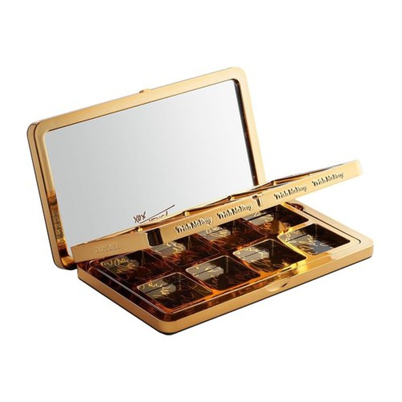 Trish McEvoy® Deluxe Refillable Makeup Wardrobe - Versatile Beauty Organizer for All Essentials