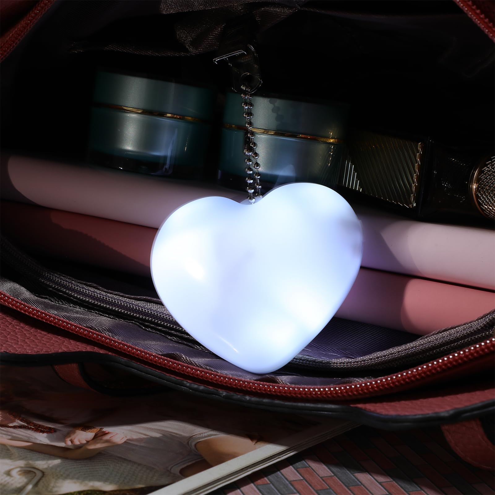 Uonlytech 2Pcs Purse Light Handbag Light Sensor Heart Shape Bag Illuminator Hanging Night Light for Women Ladies Girls …