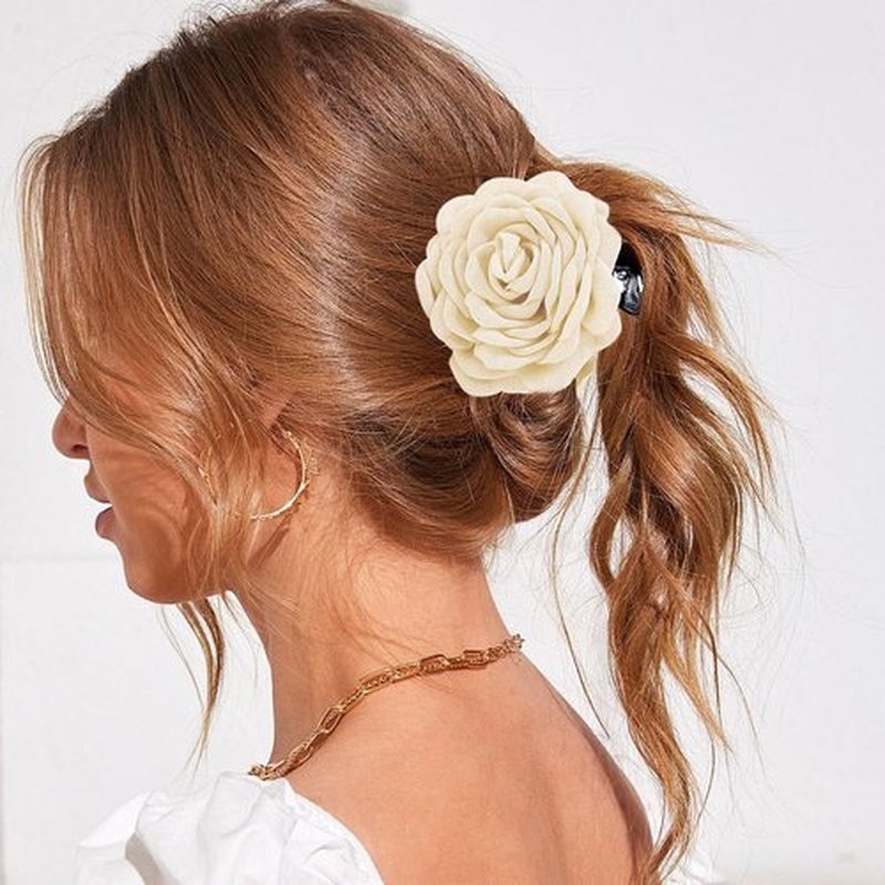 4 PCS Rose Flower Claws Clips Large Hawaiian Rose Hair Clips Floral Hair Clip Roses Hair Claw Hairpin Fabric Silk Hawaiian Flower Hair Pin Non Slip Blooming Flowers Claws Clip for Women Girls