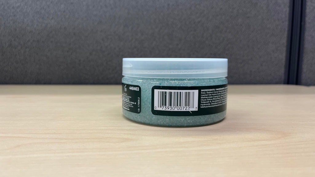 GiGi No Bump Body Scrub – Exfoliating Scrub for Ingrown Hair & Razor Burns, Unclogs Pores & Removes Dead Skin, Skin Smoothing Exfoliator
