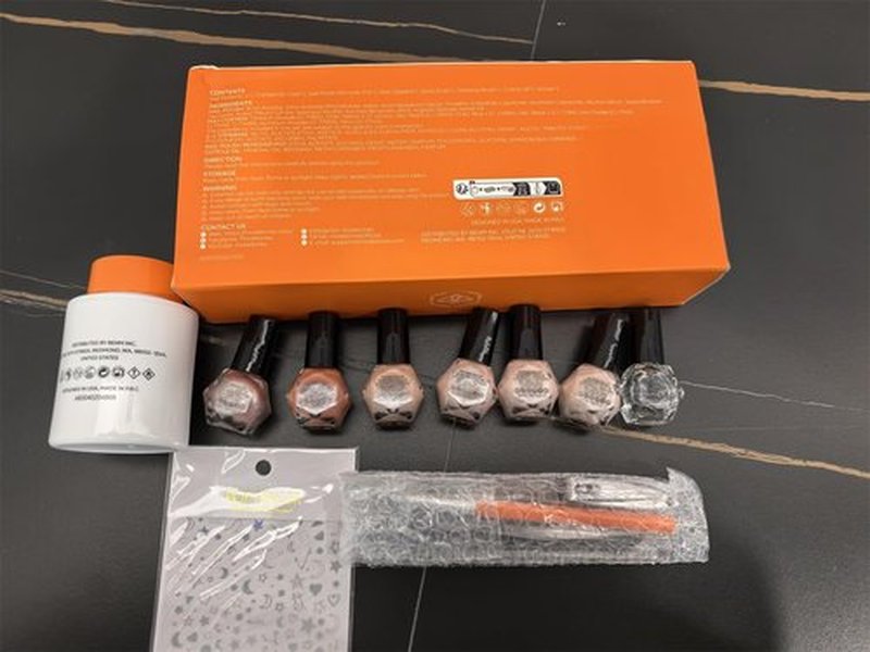 modelones Christmas Nail Polish Set 6 Colors, Red Green Pink Orange Glitter Quick Dry Mini Nail Lacquer Kit DIY Nail Art Manicure Gift for Women Girls ﻿