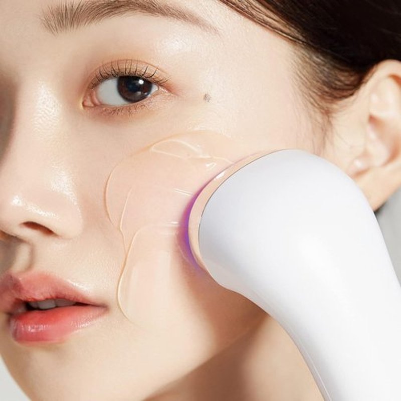 Medicube Age-R Booster Gel Serum - Nourishing Facial Serum with Plant Stem Cells & Hyaluronic Acid | Hypoallergenic Korean Skincare