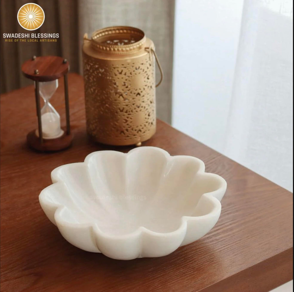 SWADESHI BLESSINGS HandCrafted Marble Decorative Bowl | White Ruffle Scalloped Fluted Key/Fruit Ring Dish | Organic Modern Home Decor (6 Inches)
