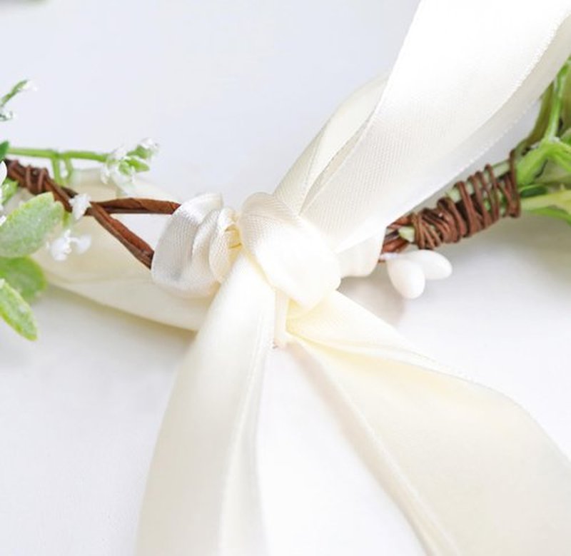 Brikuinr Women Flower Crown Wedding Floral Headband Flower Halo Floral Crown Bridal Party Cosplay Halloween Photos