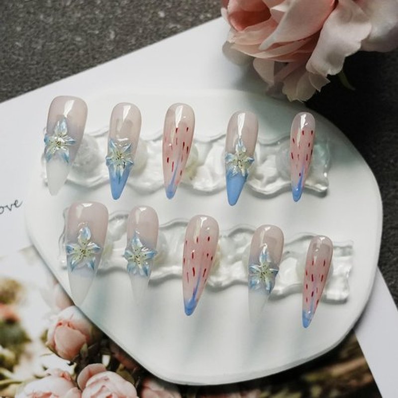 Tesytto 3D Floral Press On Nails Long Stiletto Fake Nails – Elegant Handmade Ombre Nail Art with Lilies Flowers Designs, Multi-Layer Gel Reusable Acrylic Nails for Women (3D Lily Ombre, M)