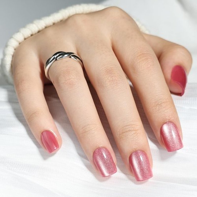 Sifvoo Nude Pink Press On Nails - Cat Eye Press On Nails Short Square Reusable Glossy Nail Kit, 15 Sizes 30 Count Nail Tips With Glue (N49)