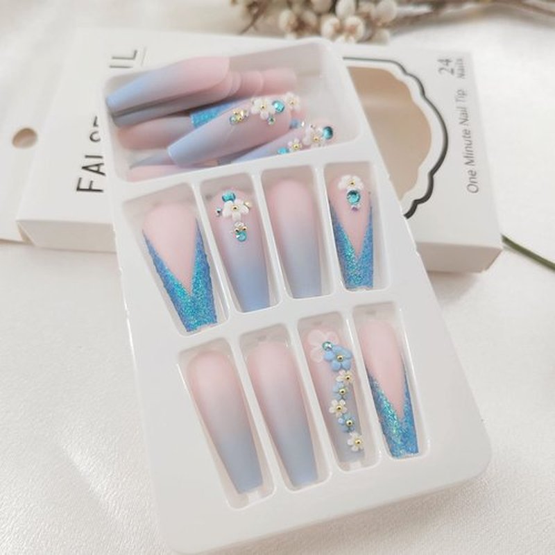 24Pcs Long Press-on Coffin Fake Nails with Flowers Designs, Full Cover Acrylic Matte False Nails Gradient with Rhinestones, Stick-on Nails for Women