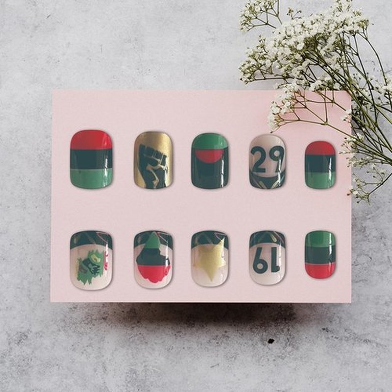 BMKKOT Juneteenth Press on Nails Short Fake Nails Black Liberation History Day Design Glue on Nails 19th of June French Tip False Nails Square Acrylic Nails for Women Juneteenth Nails Decoration 24Pcs