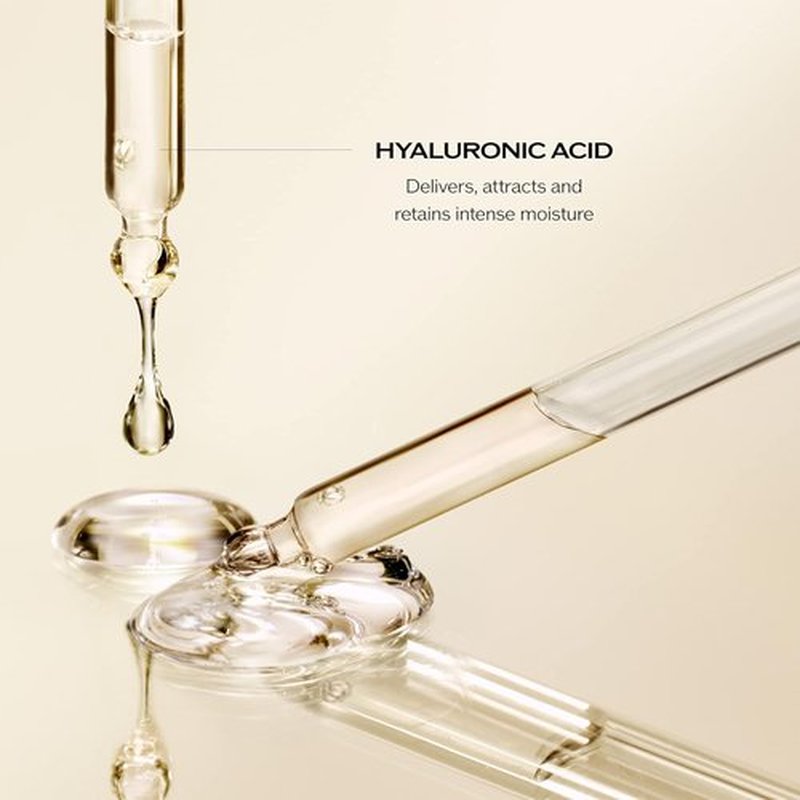 Shiseido Urban Environment Oil-Free Sunscreen SPF 42 | Hydrating, Mattifying Face Primer - Water Resistant for 40 Minutes
