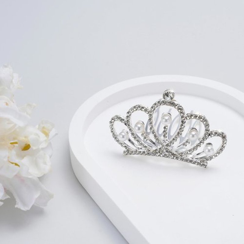 JINYEAH Mini Crowns Pearl Tiaras Mini Tiara Headband Rhinestone Princess Hair Accessories Tiny Crown Hair Clip Small Tiara Crown Headband for Women Birthday Party Halloween Wedding Doll Decor 3pcs