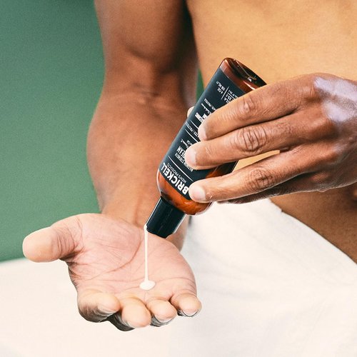 Brickell Men's Maximum Strength Hand Cream for Men, Natural and Organic Fast-Absorbing Hand Lotion with Vitamin E, Shea Butter, and Jojoba, 4 Ounce (Unscented)