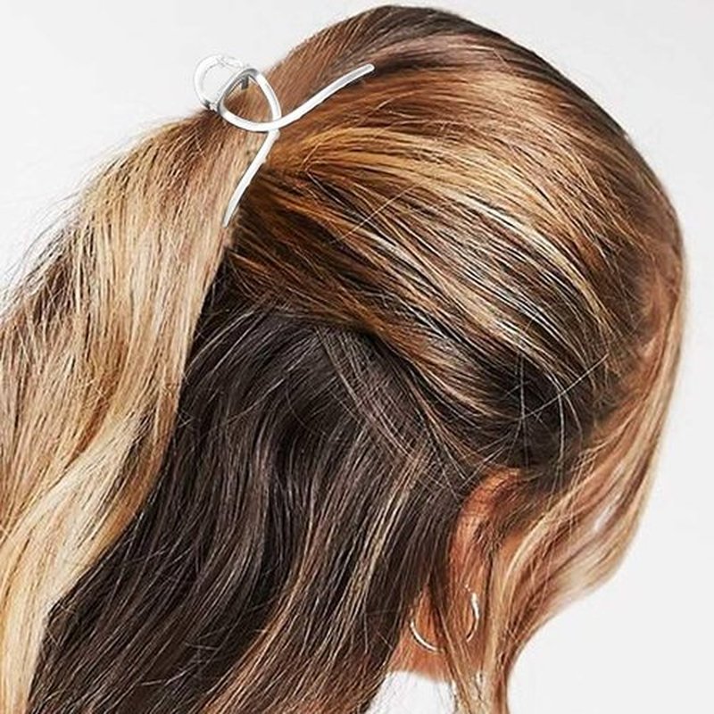 CAKURE Metal Hair Clips Gold Claw Clip Small Hair Clips for Thin Hair Hair Accessories for Women and Girls (Pack of 2)