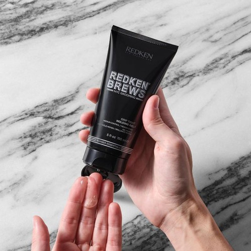 Redken Brews Holding Gel For Men - Medium Hold, Flake-Free Styling & Shine For All Hair Types