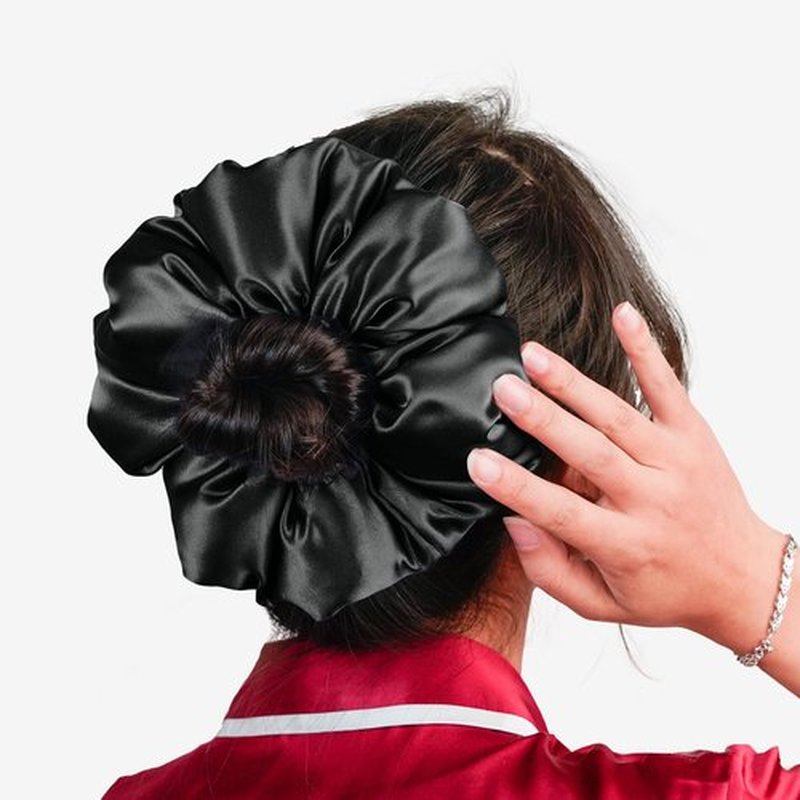 Silmer 22 Momme Mulberry Silk Pillow Scrunchie – Extra Large Soft Hair Tie for Women, Prevents Frizz & Breakage, Jumbo Sleeping Scrunchie (Black,1Pc)
