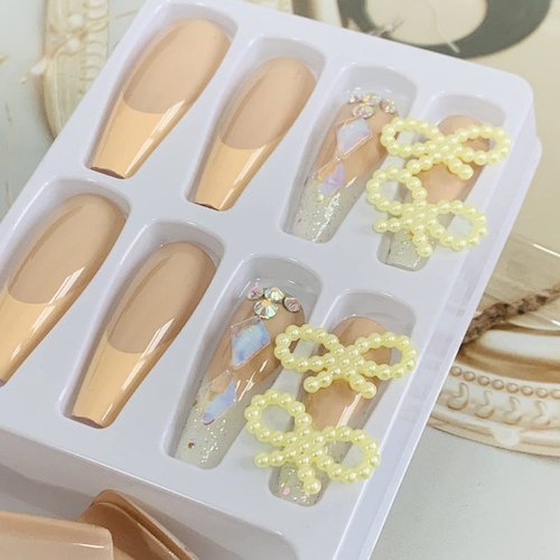 Press on Nails Coffin Long Length, 24 Pcs Full Cover Reusable Butterfly False Nails with Sticky Tabs, Artificial Acrylic Fake Nails with Rhinestone Designs, Stick on Nails Square for Women