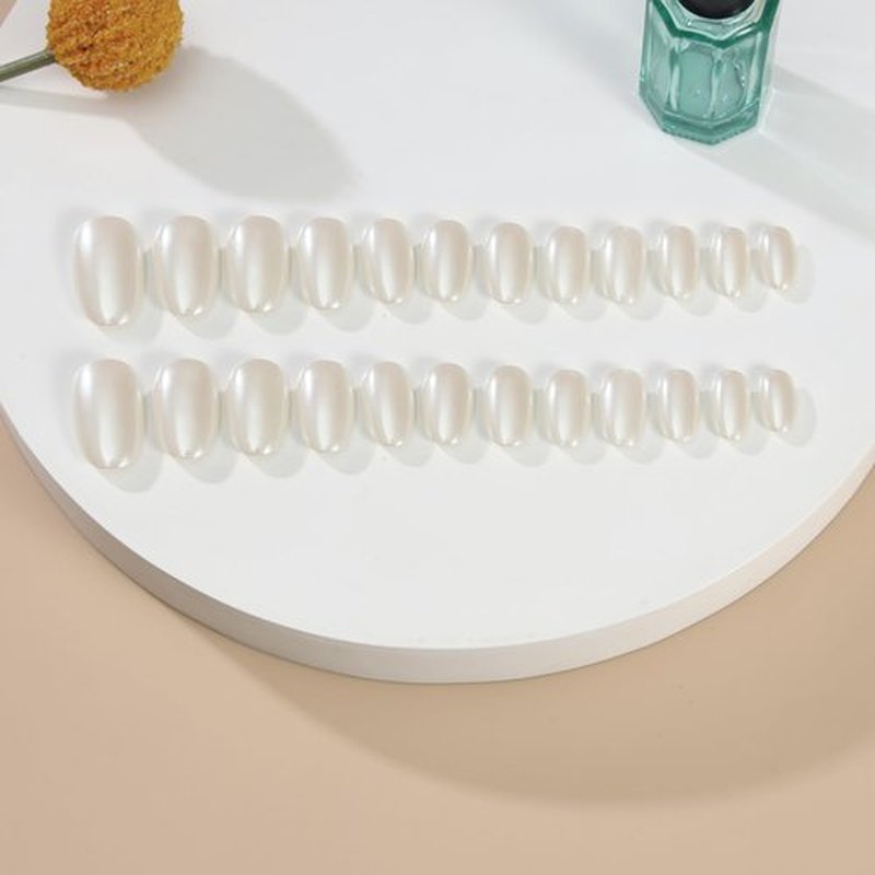 ADAIER Handmade Press On Nails, French Nails, party,Short Coffin Nails Set for Handmade,Reusable Opaque Nails in 24 Nail Kit for Women(Z-01)