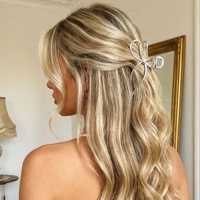 CAKURE Bow Claw Clip Gold Metal Hair Clips Medium Hair Jaw Clamps Stylish Hair Accessories for Women and Girls (Pack of 2)