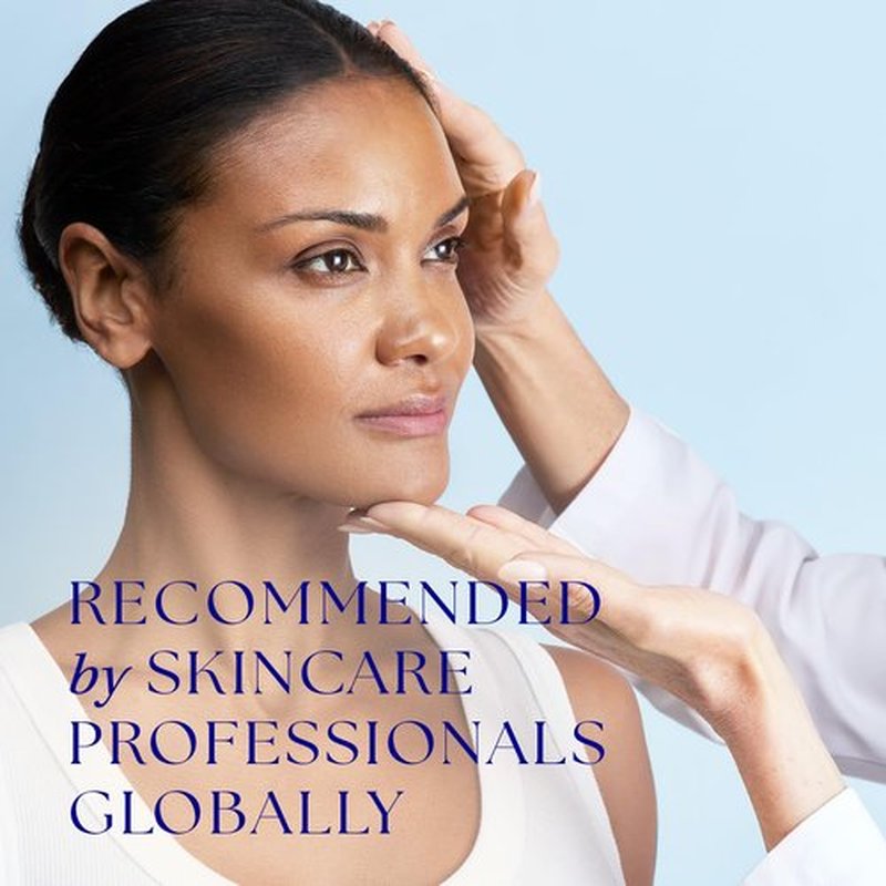 iS CLINICAL Cream Cleanser - Hydrating Daily Face Wash & Makeup Remover for Gentle Cleansing
