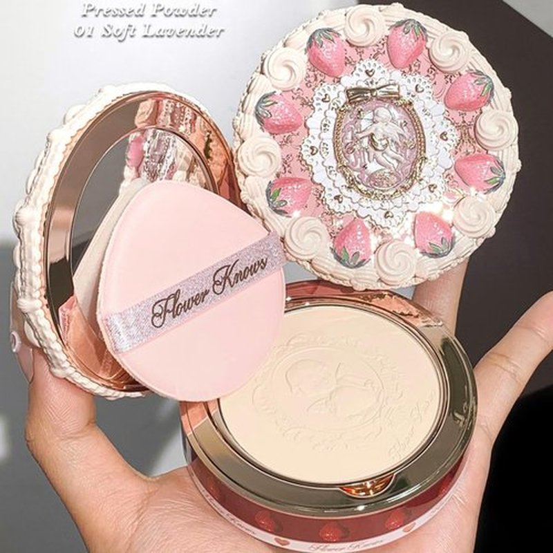 Strawberry Cupid Pressed Powder,All Day Makeup & Setting Backed Powder,Smooth Brighten Oil-Control Compact with Mirror and Puff,Pore Blurring Backed Powder,0.34 oz(01 Soft Lavender)